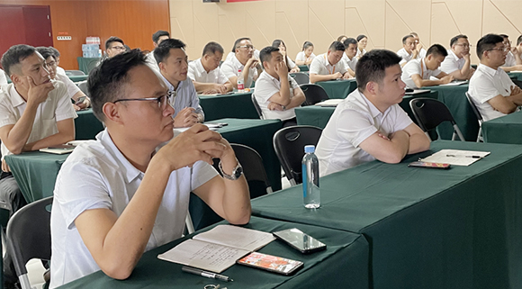 乘勢而上，聚力前行！科恩集成灶營(yíng)銷(xiāo)系統半年度總結會(huì )，全力以赴備戰2021下半年！